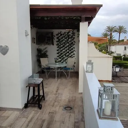 Precioso Atico En Playa Con Piscina Apartment Estepona