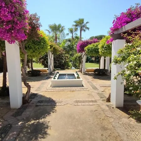 Precioso Atico En Playa Con Piscina Estepona